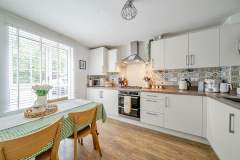 3 bedroom terraced house for sale, Limber Grove, Bordon, Hampshire, GU35