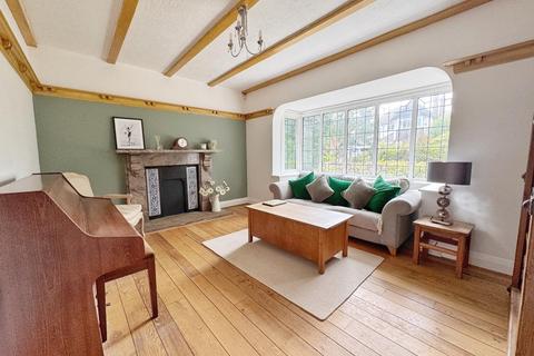 undefined, Thornway, Bramhall