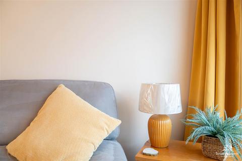 3 bedroom house for sale, Maple Road, Perth