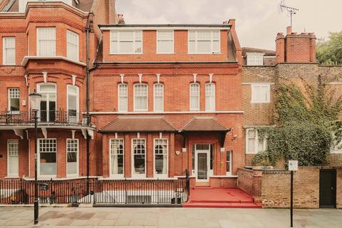 2 bedroom apartment for sale, Elm Park Gardens, Chelsea, SW10