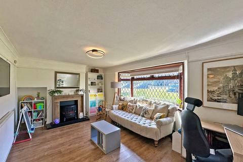 3 bedroom end of terrace house for sale, Meadow Lane, Wombourne, WV5