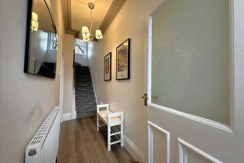 4 bedroom house for sale, West Road, Filey