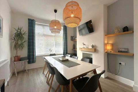4 bedroom house for sale, West Road, Filey