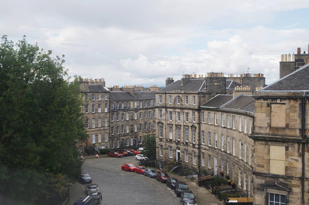 MFL7246311 482.jpg