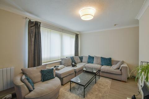 2 bedroom flat for sale, St. Keverne Square, Newcastle upon Tyne NE5