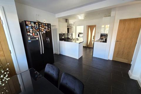 3 bedroom semi-detached house for sale, Alexander Road, Sandy SG19