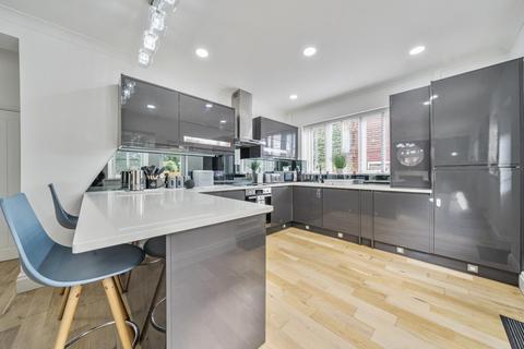 4 bedroom semi-detached house for sale, Hollinswood Road, Worsley