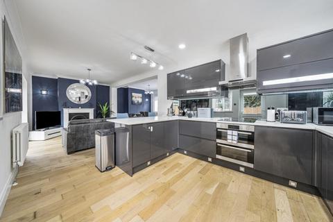 4 bedroom semi-detached house for sale, Hollinswood Road, Worsley