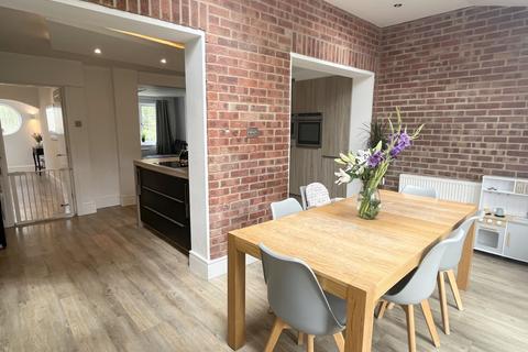undefined, Churchill Grove, Newtown, Tewkesbury GL20