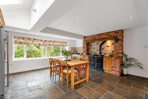 undefined, Droitwich Road Hanbury Bromsgrove, Worcestershire, B60 4DD