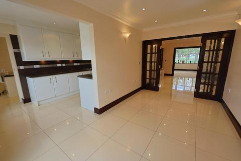 4 bedroom semi-detached house for sale, Langley Crescent, Edgware, Middlesex, HA8 9SZ