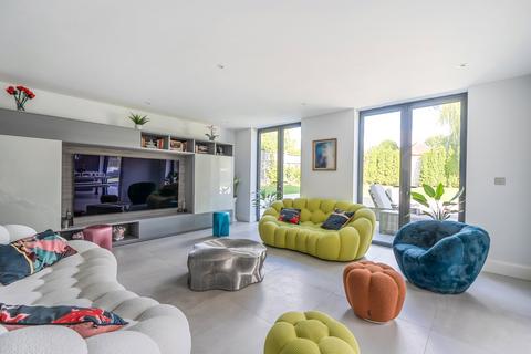 undefined, Manor Close, East Horsley, KT24