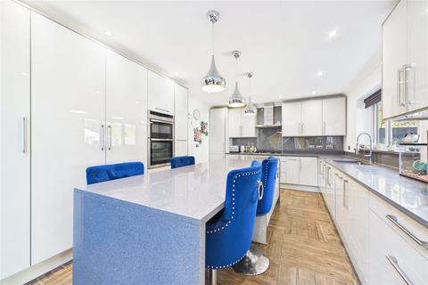 4 bedroom semi-detached house for sale, Tamarisk Avenue, Reading, Berkshire, RG2