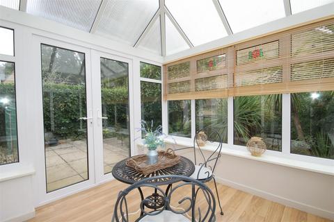 4 bedroom detached house for sale, Saddlers Grove, Badsworth