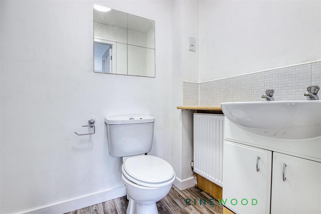 Ensuite shower room