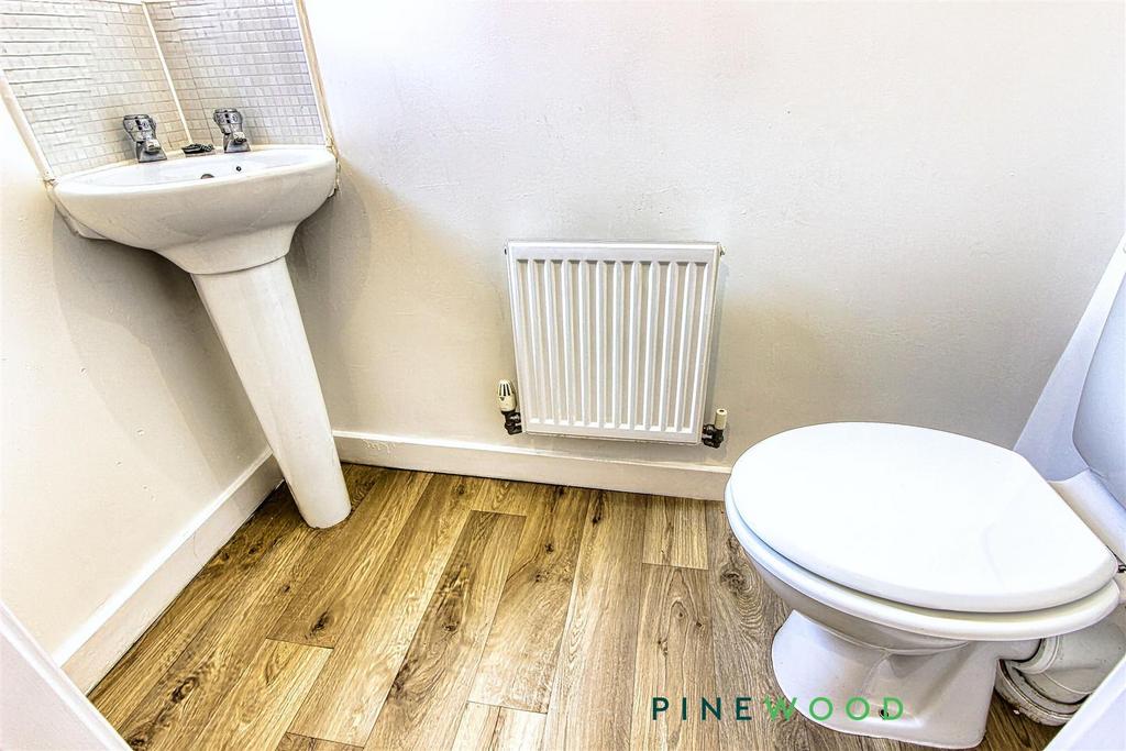 Ground floor wc