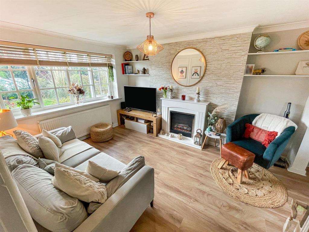 Livingroom3.jpg