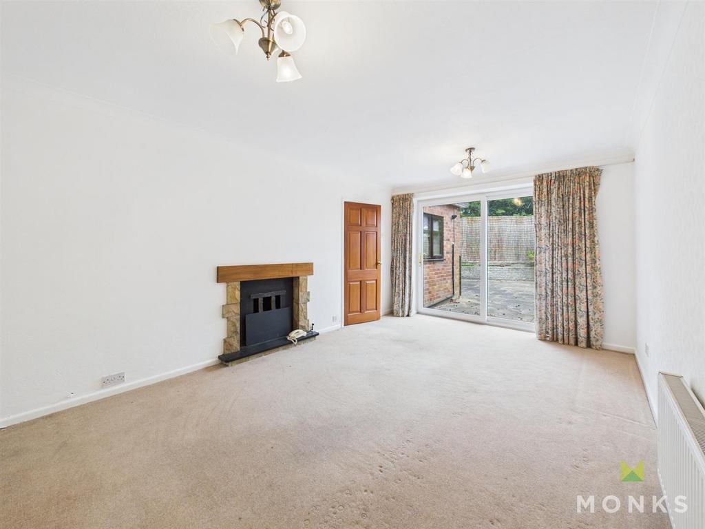 CAM01420 G0-PR0740-STILL007.jpg