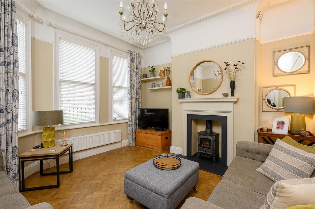 Living room 1