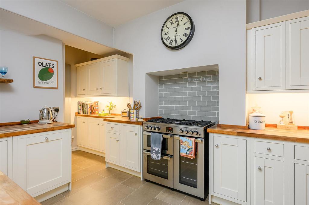 Kitchen 1