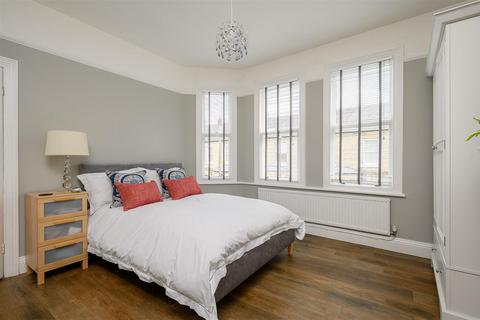 3 bedroom terraced house for sale, St. Olaves Road, Bootham, York, YO30 7AL