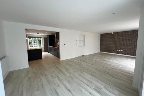 undefined, Wayfarer Road, Truro, TR1