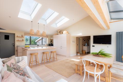 5 bedroom detached house for sale, Gwel an Mor, TR8