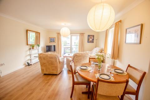 2 bedroom flat to rent, 38 Town Quay Harbour Road, Wadebridge