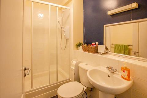 2 bedroom flat to rent, 38 Town Quay Harbour Road, Wadebridge