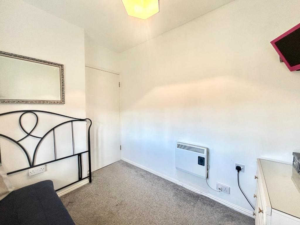 2 Bed First Floor Flat