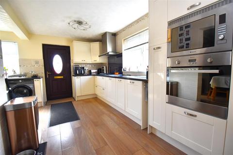 3 bedroom semi-detached bungalow for sale, Brook Close, Rochford
