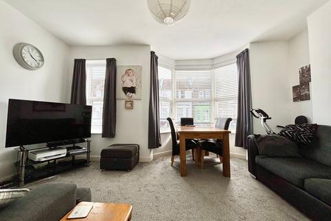 2 bedroom flat for sale, Western Road, Bexhill-on-Sea, TN40
