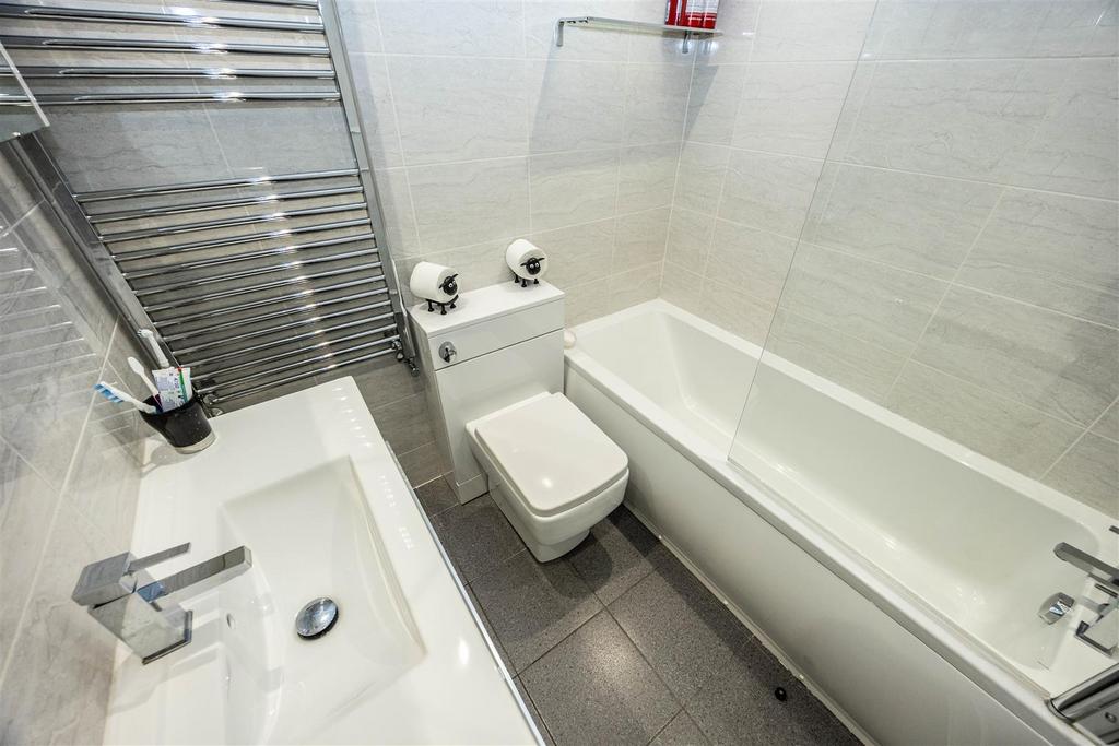 11 DWRHudds-060925-7.jpg