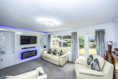 4 bedroom detached house for sale, Delves Wood Road, Huddersfield HD4