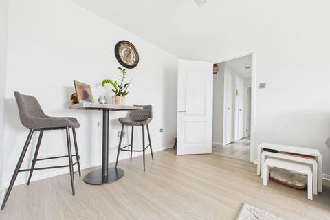 1 bedroom flat for sale, Beech Grove, Old Salts Farm Road, BN15 8PZ