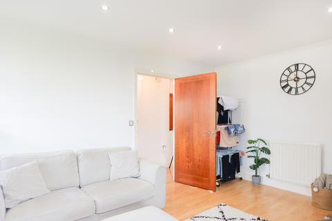 2 bedroom flat for sale, Weavers Court, Buckshaw Village PR7