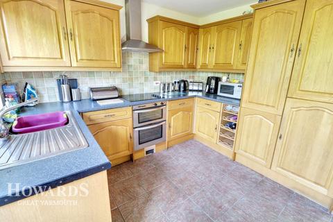 undefined, The Close, Hemsby