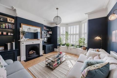 undefined, Beautifully Renovated Six-Bedroom Townhouse in King's Lynn