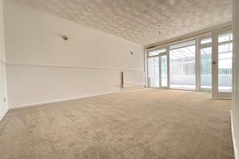 undefined, Byward Drive, Scarborough, YO12