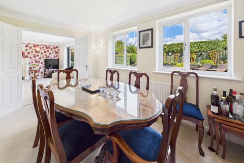 4 bedroom detached house for sale, Sherbourne Close, Hemel Hempstead, HP2