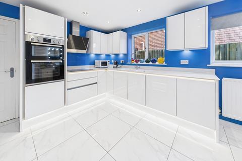 4 bedroom detached house for sale, Sherbourne Close, Hemel Hempstead, HP2