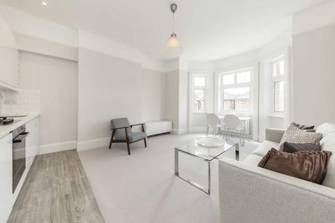 1 bedroom flat for sale, Newburgh Road, London W3