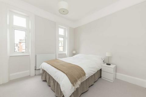 1 bedroom flat for sale, Newburgh Road, London W3