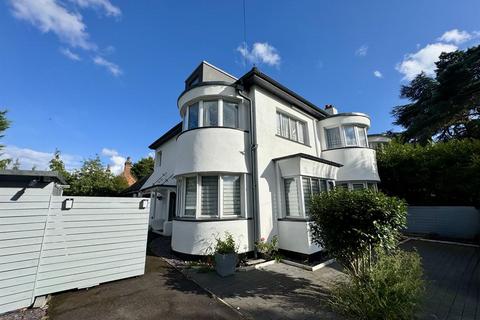 Cheyne Walk, Croydon