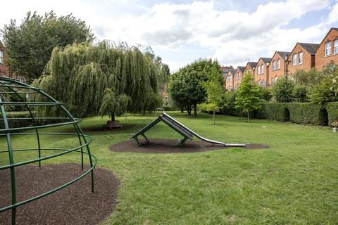 2 bedroom apartment for sale, Greencroft Gardens, South Hampstead, NW6