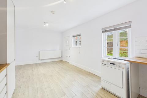 undefined, Moat Lane, Towcester, NN12