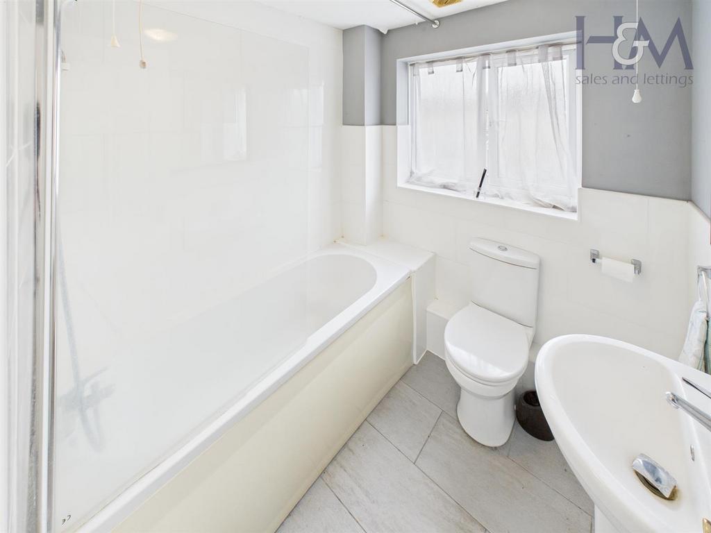 CAM02804 G0-PR0388-STILL002.jpg