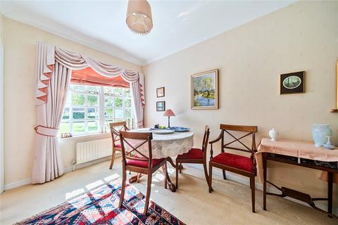 undefined, Priestland Gardens, Castle Village, Berkhamsted, Hertfordshire, HP4