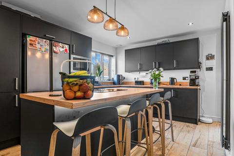 43 Binsted Way, Sheffield, S5 8NW