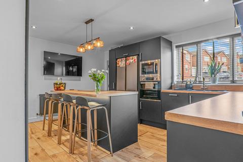 43 Binsted Way, Sheffield, S5 8NW